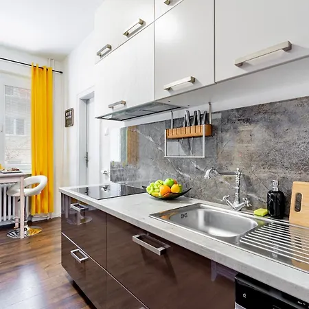 Castle Cozy * براتسيلافا